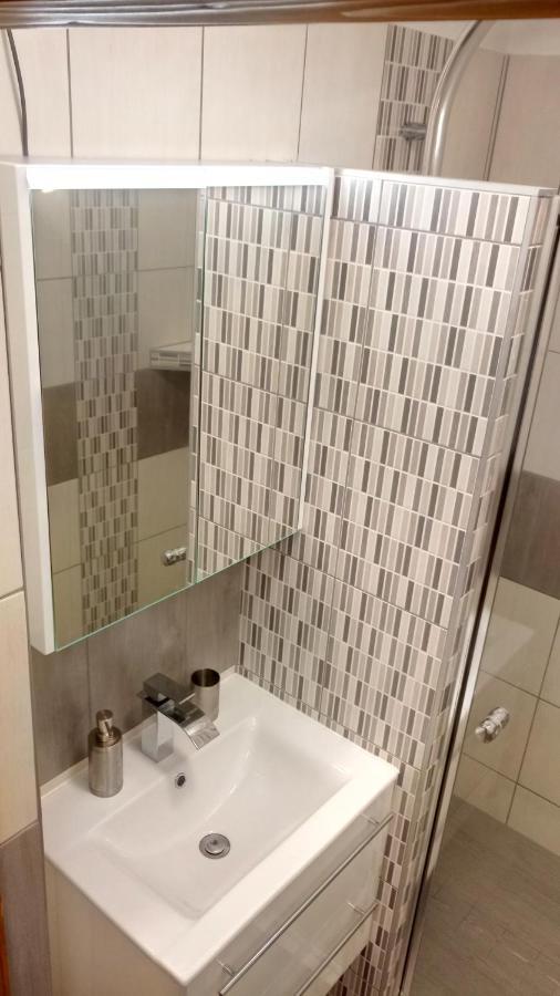 Golden Apartman Oroshaza Luaran gambar
