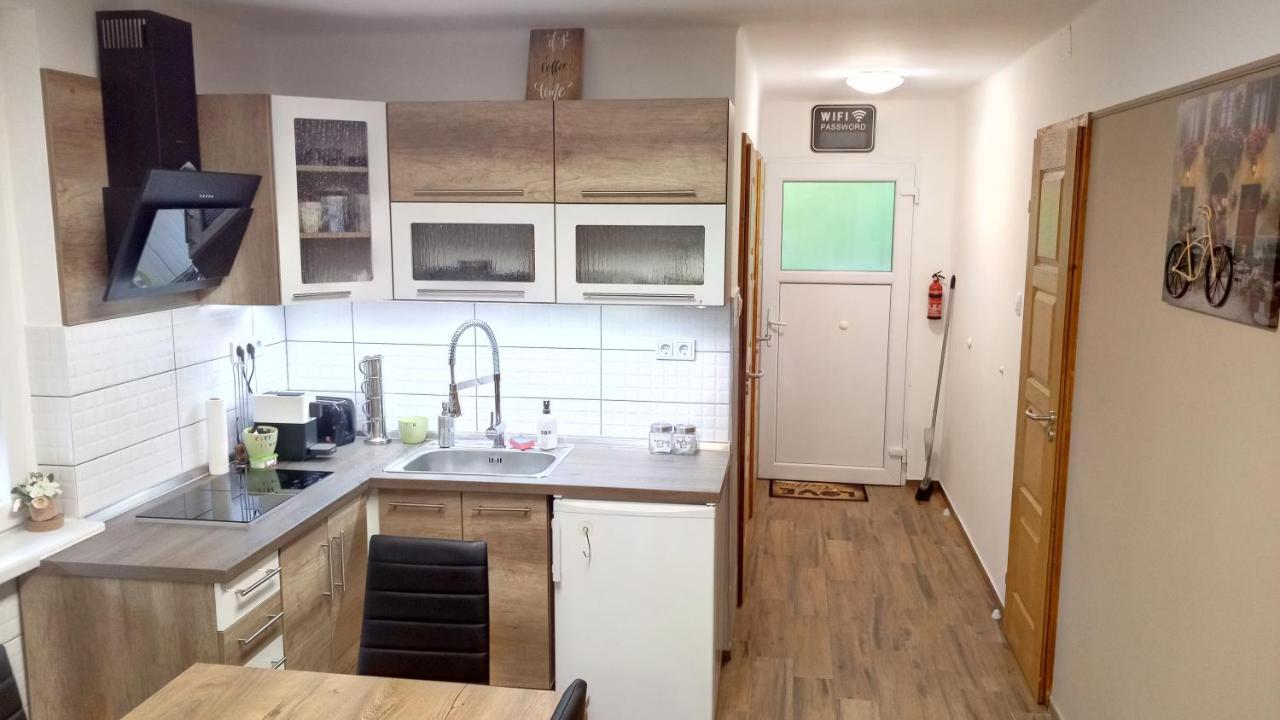 Golden Apartman Oroshaza Luaran gambar
