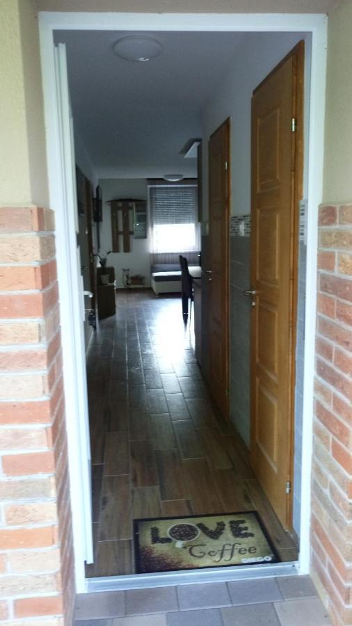 Golden Apartman Oroshaza Luaran gambar