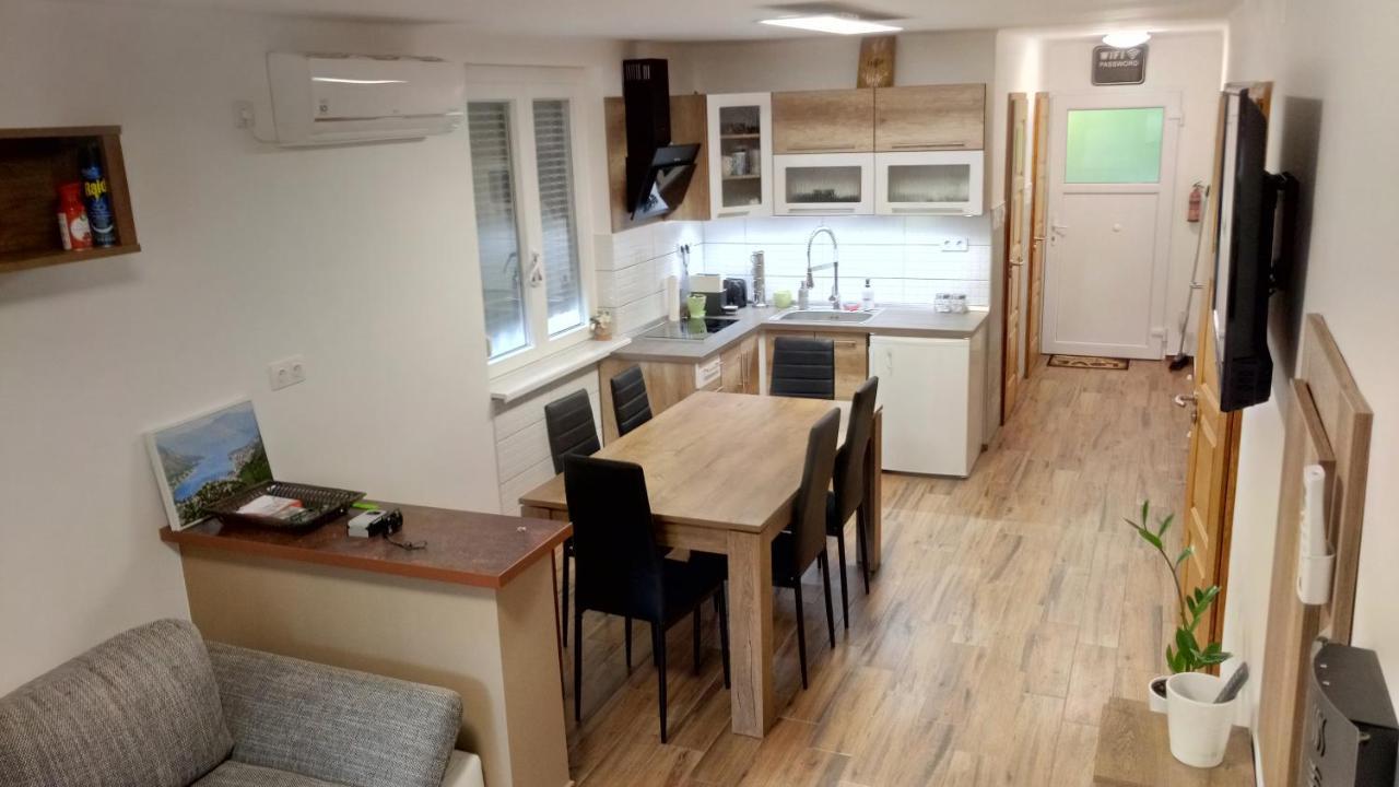 Golden Apartman Oroshaza Luaran gambar