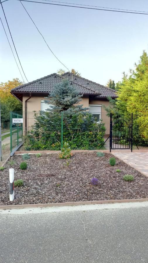 Golden Apartman Oroshaza Luaran gambar